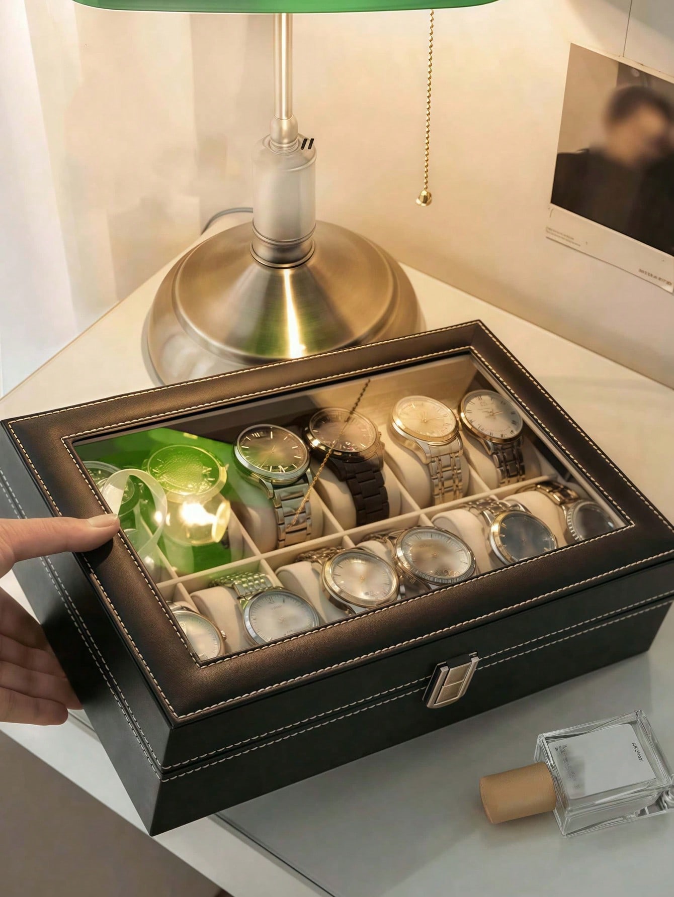 Kotak Jam Tangan Kulit dengan  - Men Accessories Box ulasan dan harga