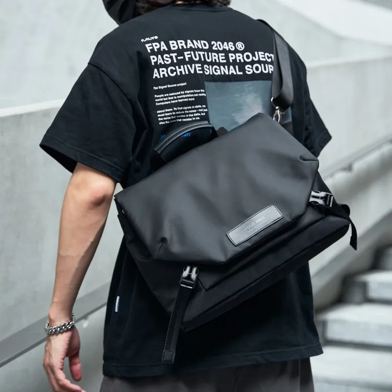 Tas Selempang Pria Kasual Taha - Men Accessories Box ulasan dan harga